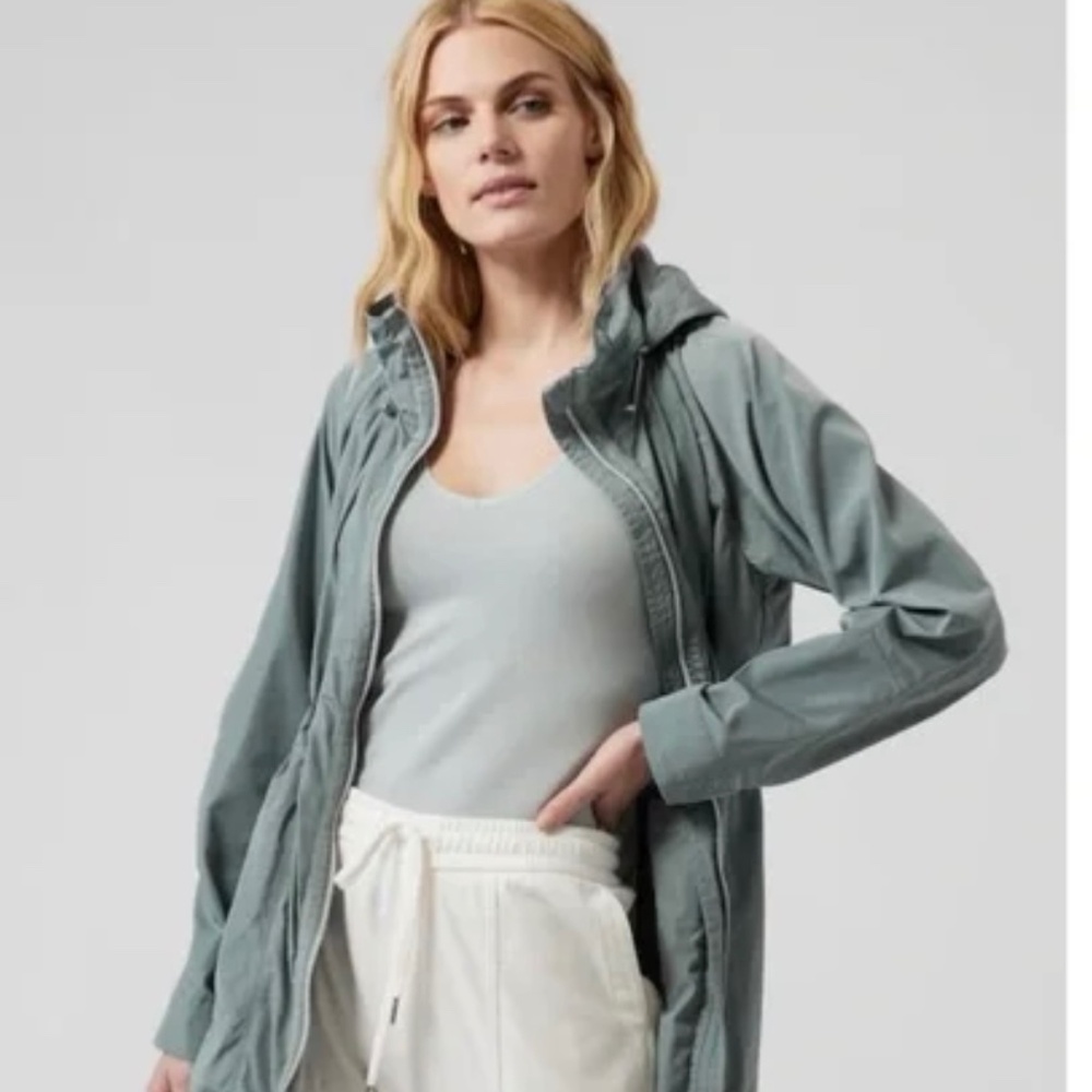 Athleta Drip Drop Jacket // Minimalistic Grey